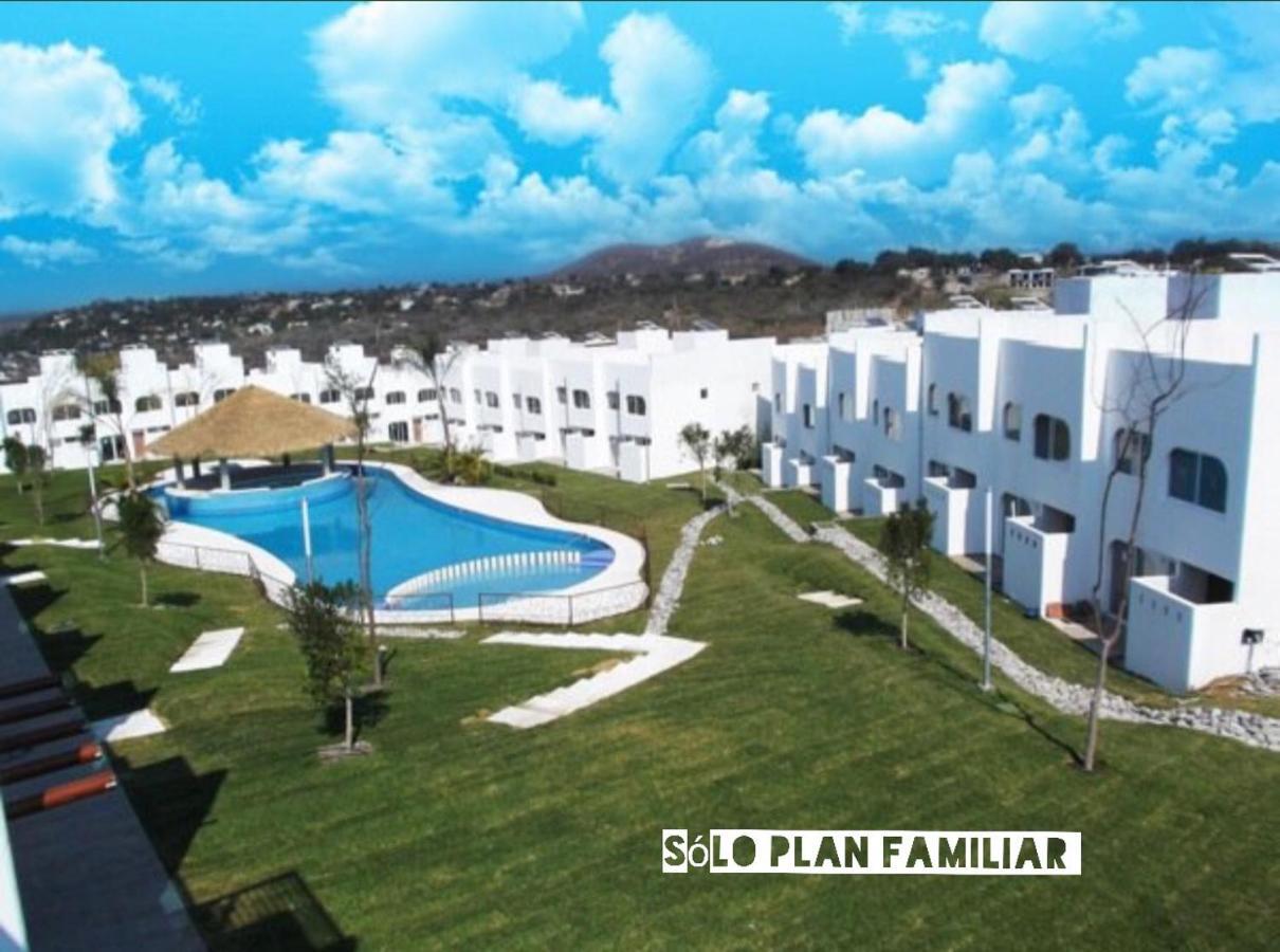 Bonita Casa En Condominio Con Alberca Y Acceso Al Lago Tequesquitengo Exterior foto